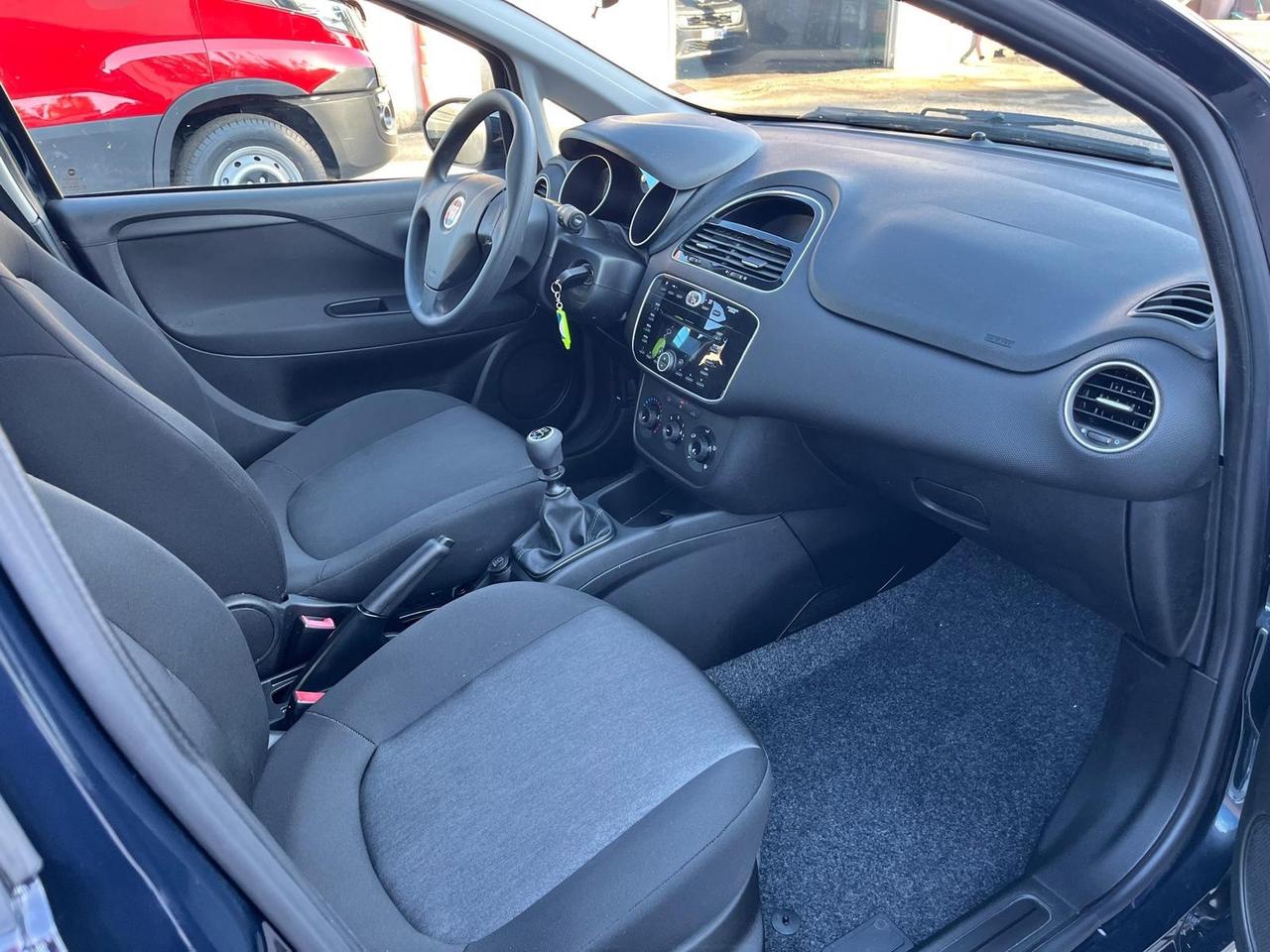 Fiat grande punto 5P-1.2 benz-km 50000-2017