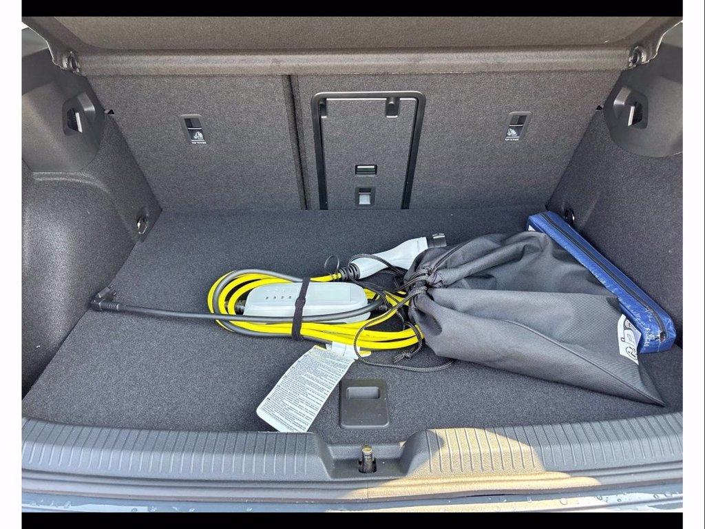 VOLKSWAGEN Golf 1.5 tsi ehybrid edition plus 204cv dsg del 2026