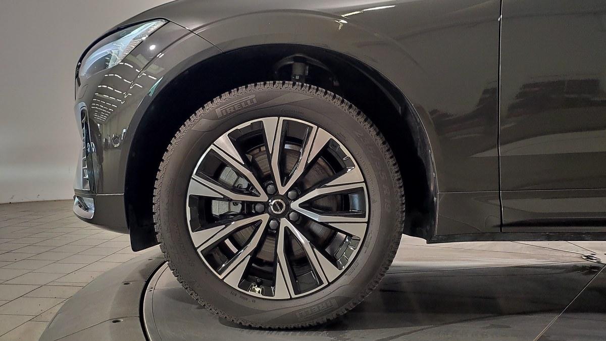 VOLVO Xc60 B4 Mild Hybrid Automatico Plus Dark