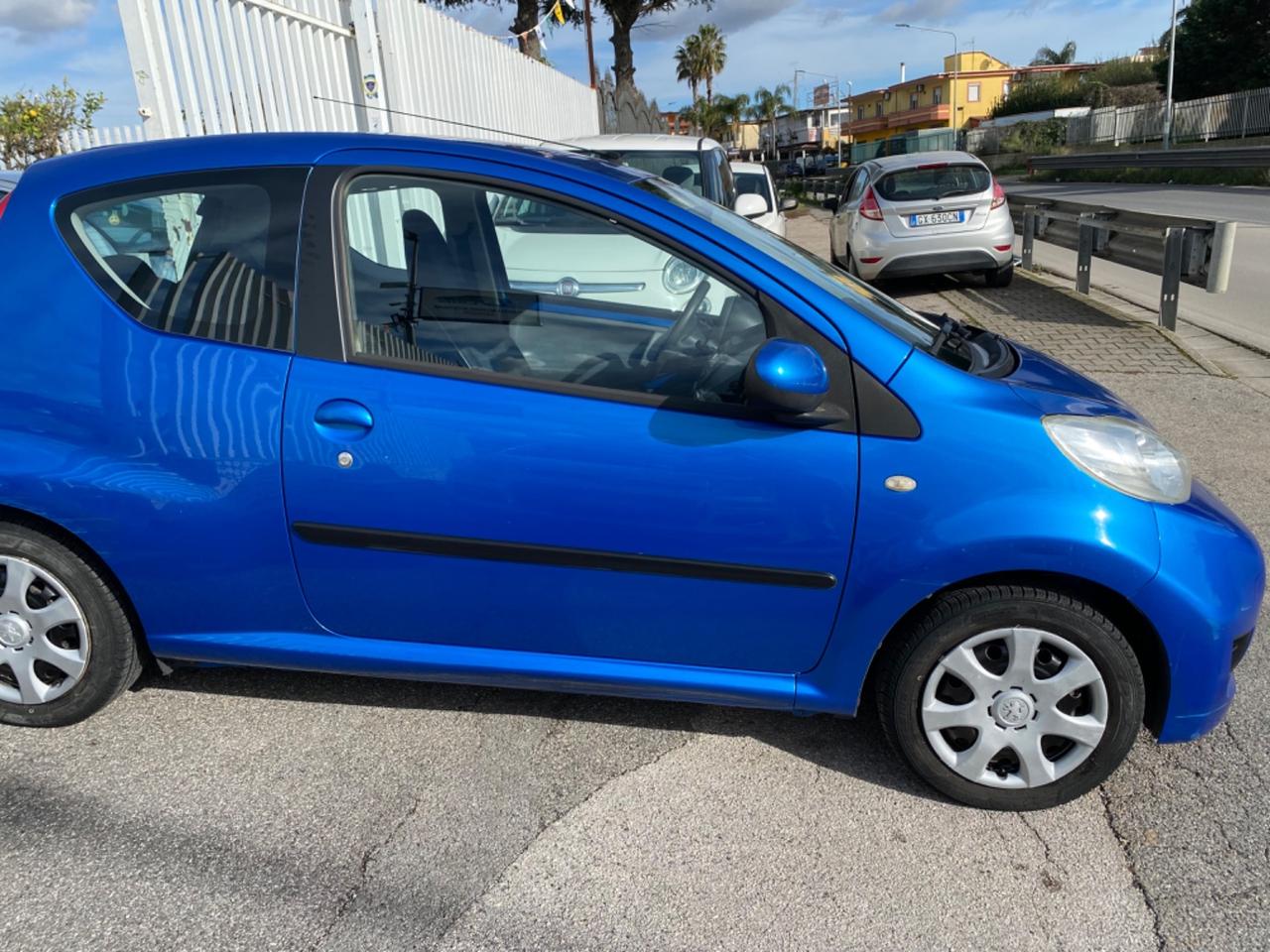 Peugeot 107 1.0 68CV 3p. Desir
