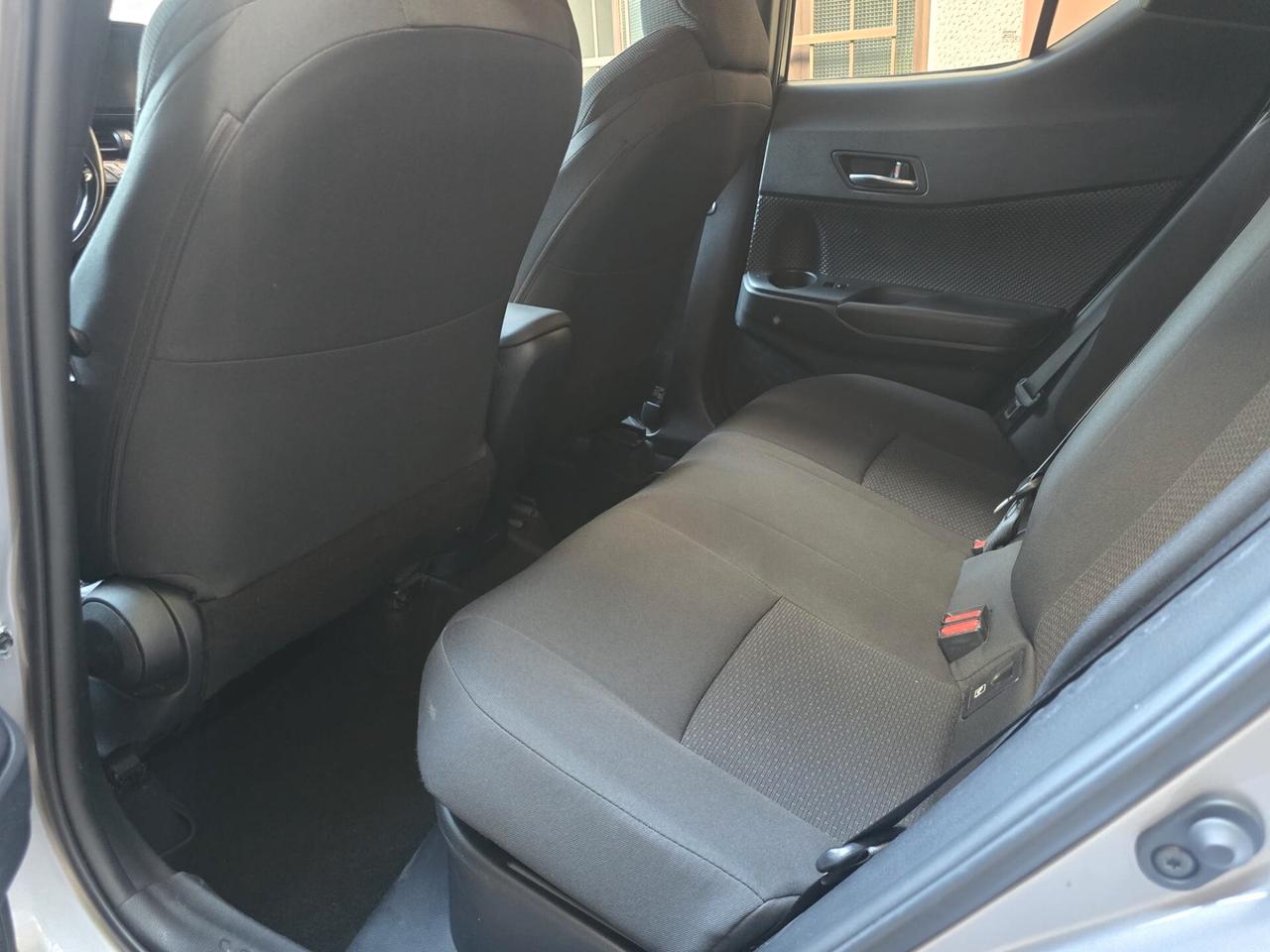 Toyota C-HR 1.8 Hybrid E-CVT Trend - UNICO PROPRIETARIO