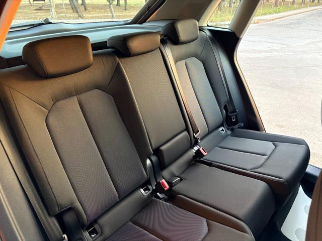 AUDI Q3 35 TDI 150 CV S tronic Business FARI LED