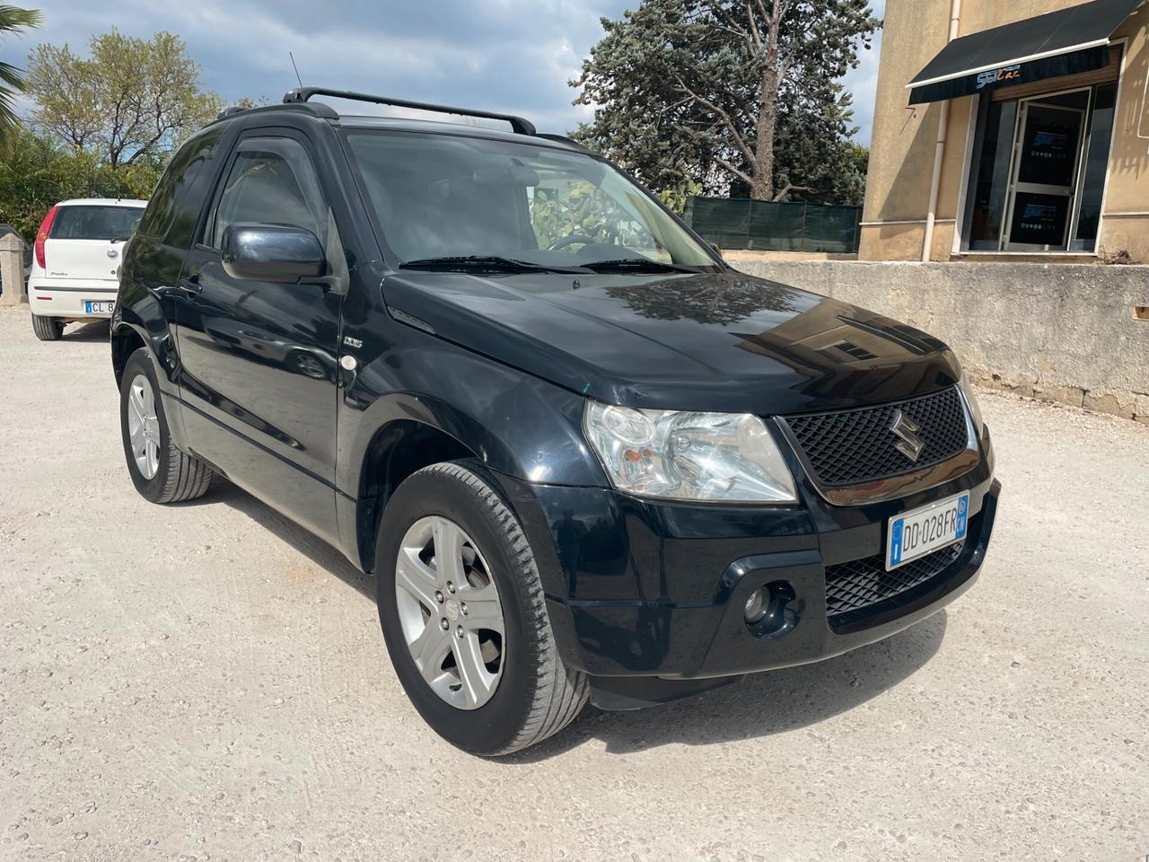 Suzuki Grand Vitara 1.9 DDiS 3 porte