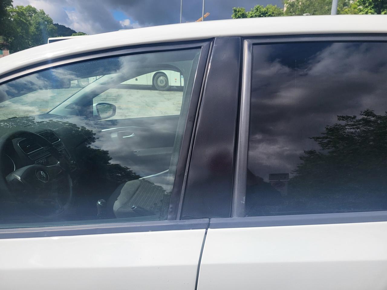 VOLKSWAGEN POLO 1,4 TDI-UNICO PROP-EURO 6-3 REVISI