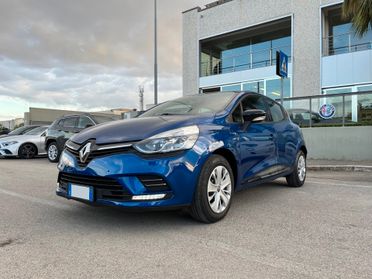 Renault Clio dCi 8V 75 CV 5 porte Moschino Zen