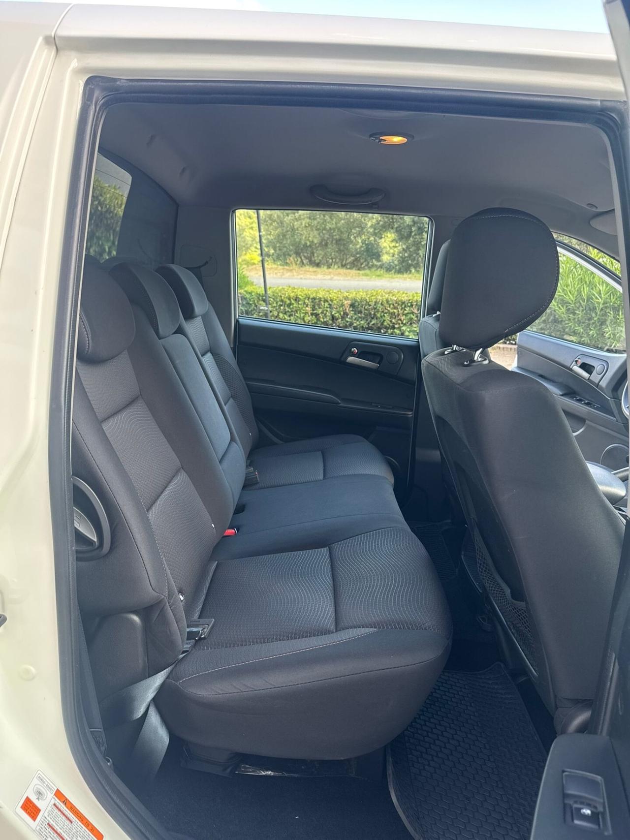 Ssangyong Actyon Sports 2.2 Plus 4WD Smart Audio