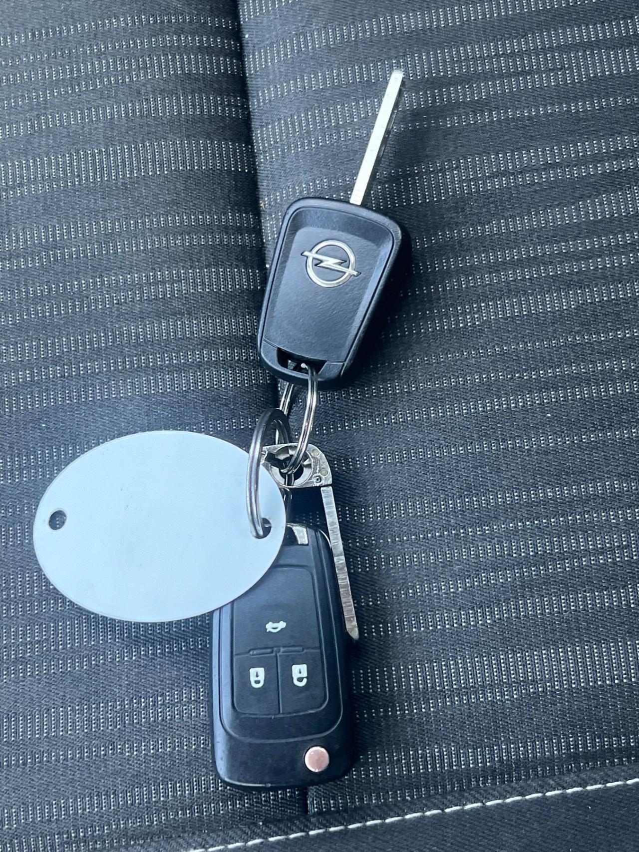 Opel Astra 1.7 CDTI 110CV Sports Tourer Cosmo