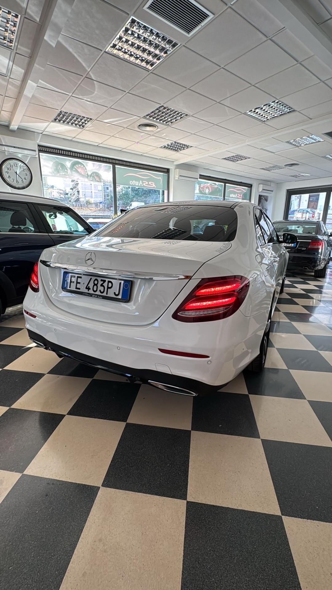 Mercedes-benz E 220 BlueTEC Premium