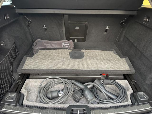 VOLVO XC60 T6 Recharge Plug-in Hybrid AWD Inscription Express