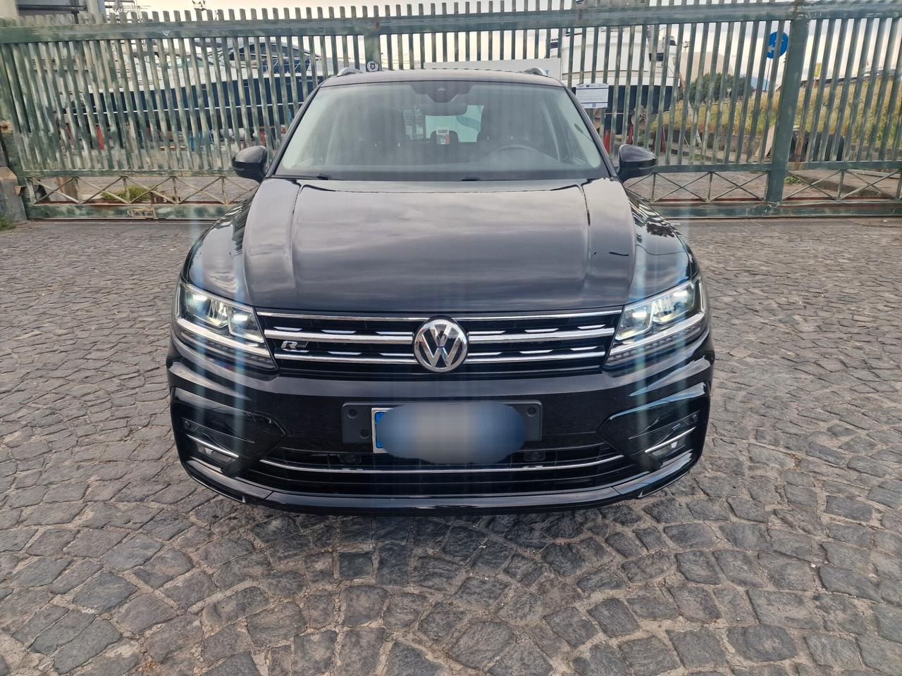 Volkswagen Tiguan 2.0 TDI SCR DSG R LINE