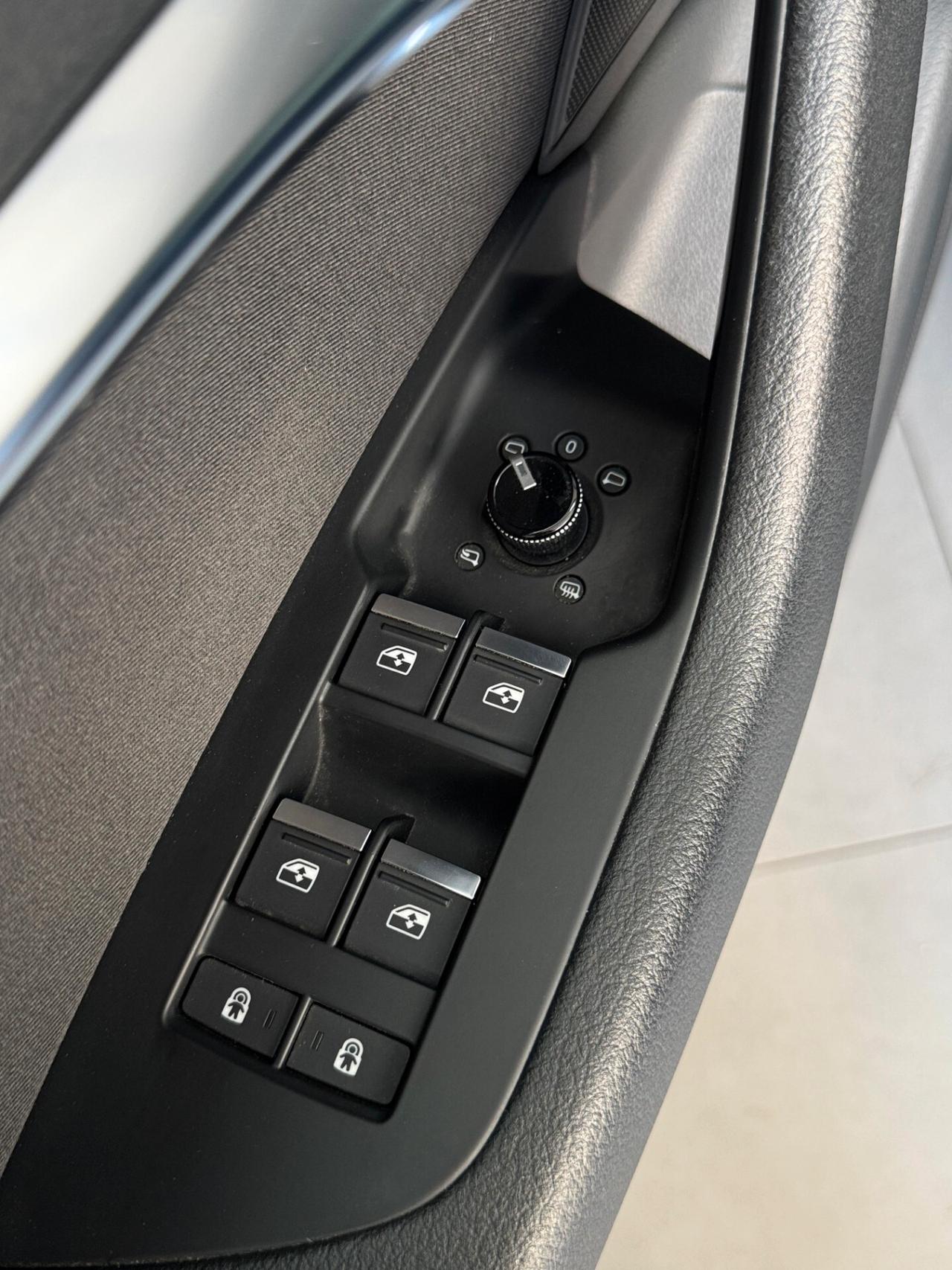 Audi A6 Avant 35 TDI S-Tronic S-Line Edition