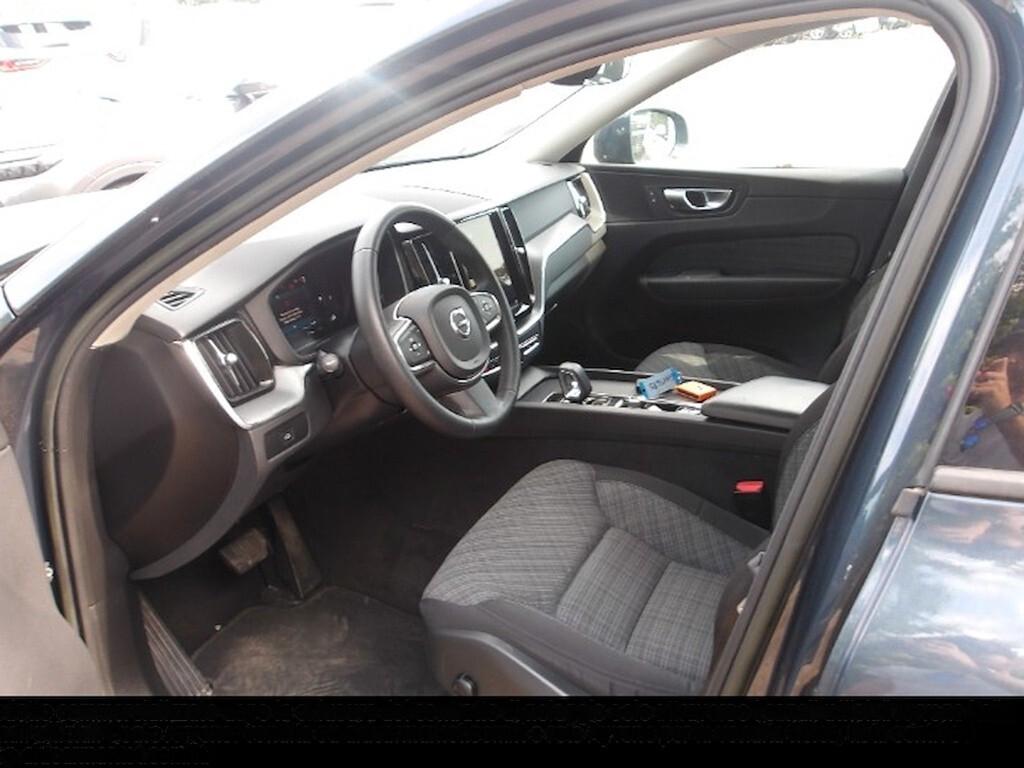 VOLVO XC60 2.0D 197CV B4 (D) AUTOMATIC AWD BUSINESS ( FARI LED - COCKPIT - CRUISE - MIRROR - SENSORI POST. - CERCHI 19 )
