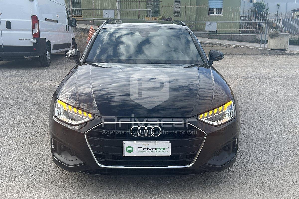 AUDI A4 Avant 35 TDI/163 CV S tronic Business Advanced