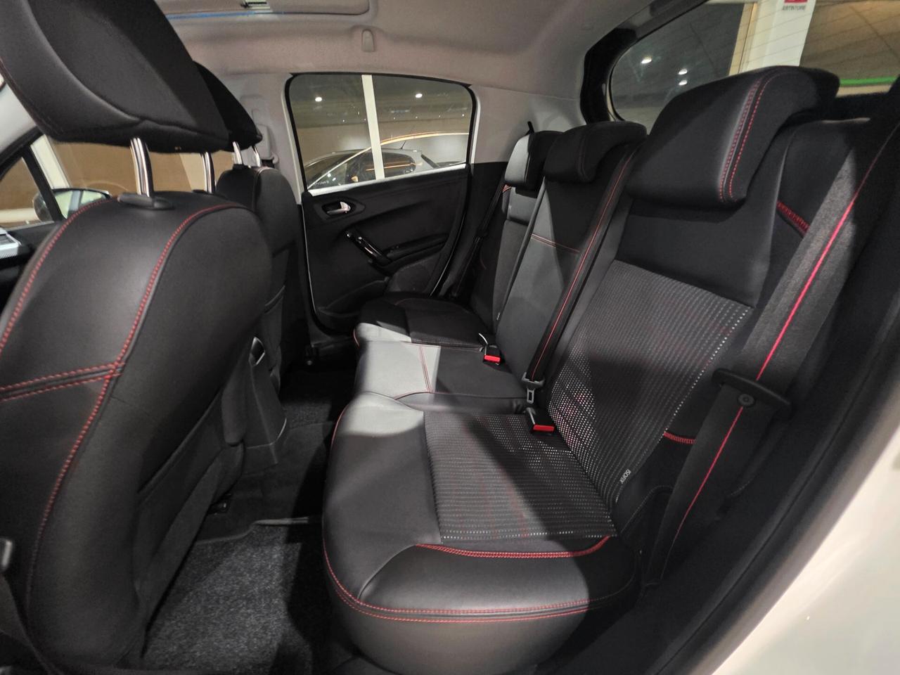 Peugeot 208 BlueHDi 100 5 porte GT Line