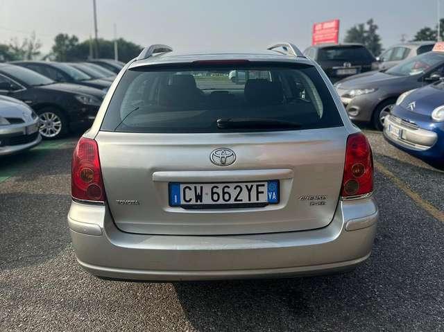 Toyota Avensis Avensis 2.2 d-4d 16v 150cv SW