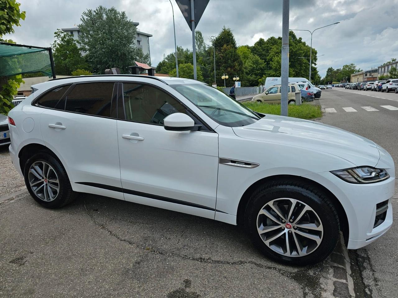Jaguar F-Pace 2.0D 240cv R-Sport Awd*Pelle*Navi*Tetto*Pdc*Euro6*