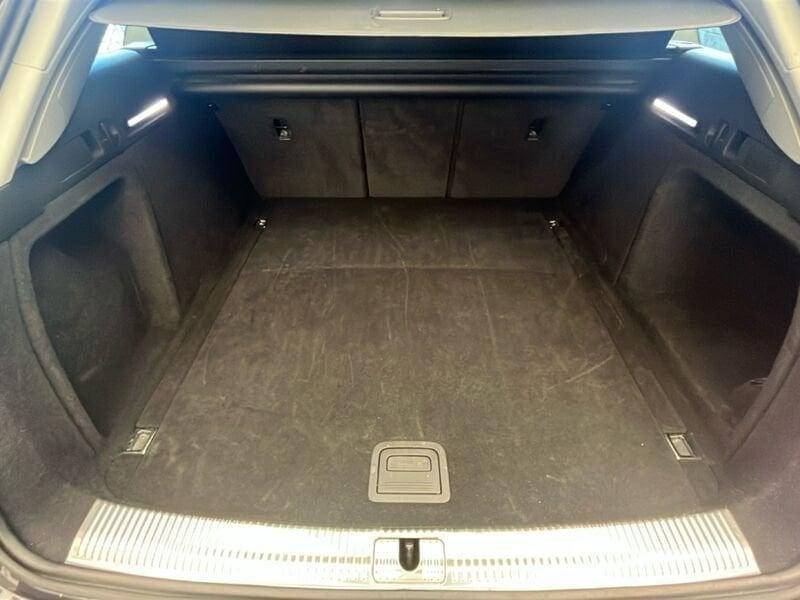 Audi A4 2.0 30 TDI 100KW BUSIN ADVAN. S TRONIC