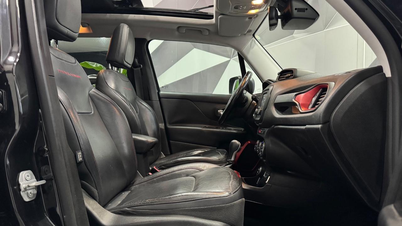 Jeep Renegade 2.0 Mjt 170CV 4WD Active Drive Low Trailhawk