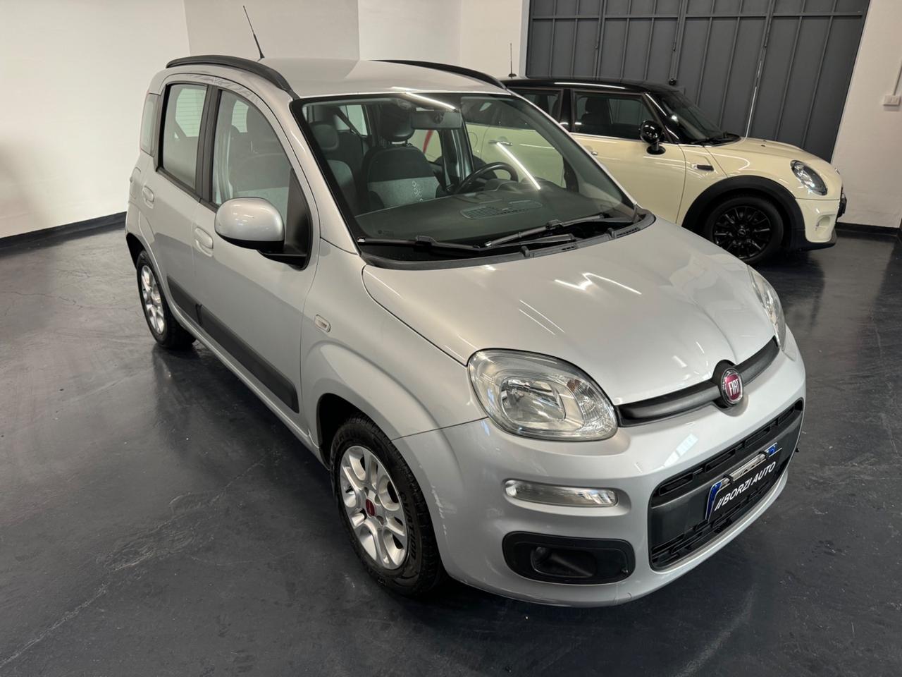 Fiat Panda 1.2 Lounge DISTRIBUZIONE NUOVA!!