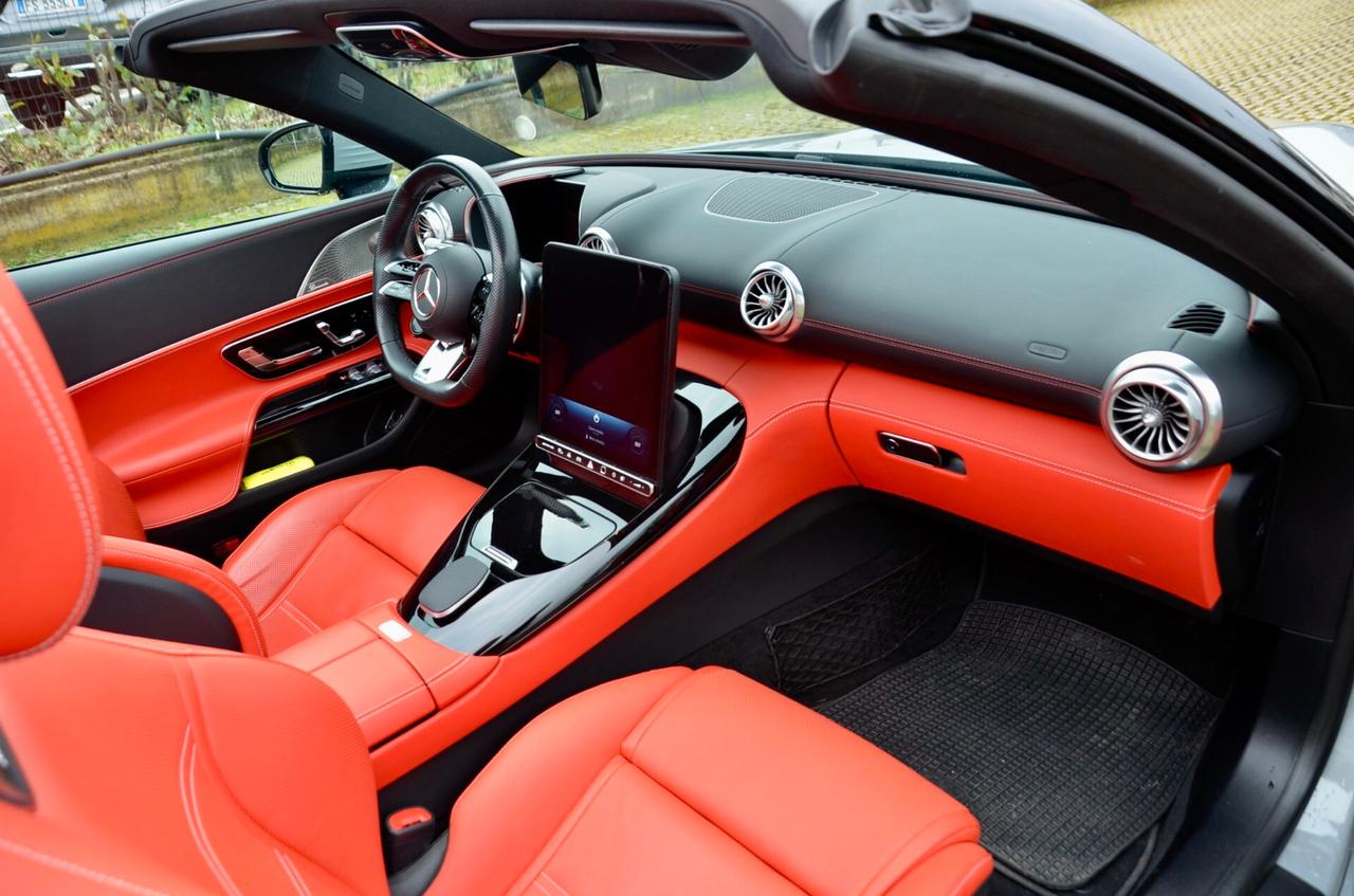 MERCEDES-BENZ SL 43 AMG PREMIUM 381cv AUT, SERVICE MERCEDES, ECCELLENTI CONDIZIONI, ASSE POST STERZANTE, DIGITAL LIGHT, BURMESTER, PERMUTE