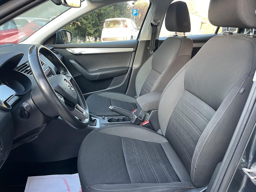 Skoda Octavia 1.6 TDI SCR 115 CV Wagon Executive NEO PATENTATI