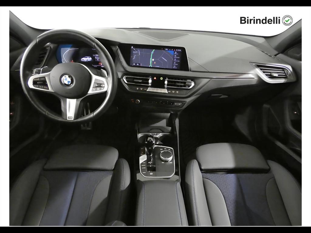 BMW Serie 1 (F40) - 118d 5p. Msport