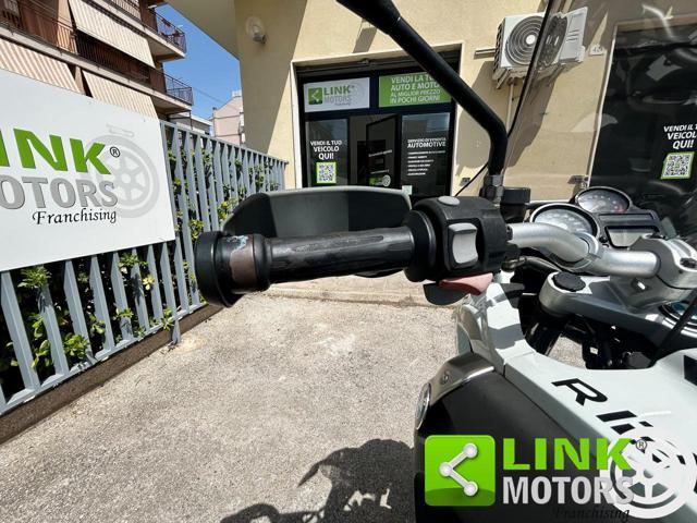 BMW R 1200 GS .