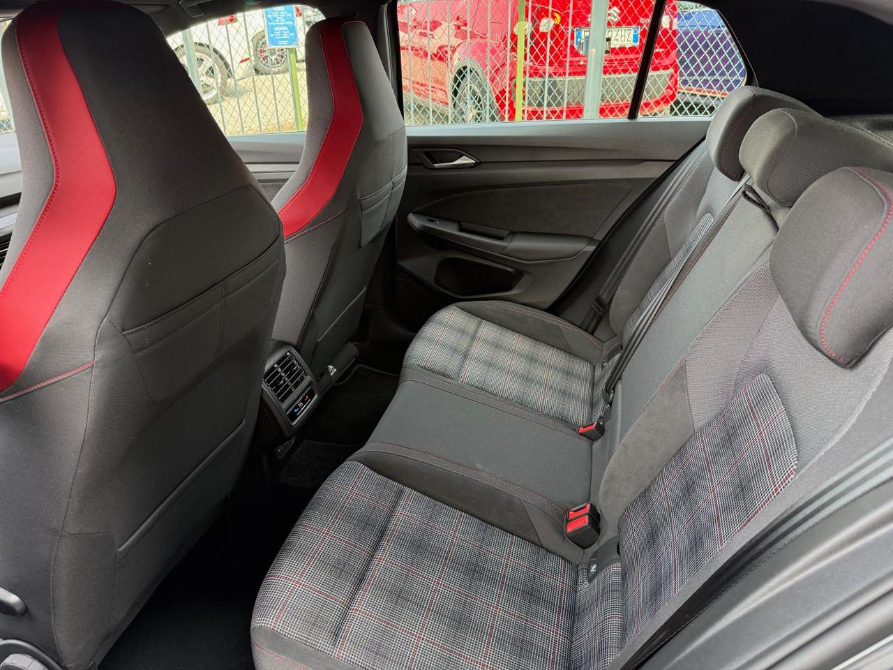 Volkswagen Golf 2.0 tsi GTI 245cv dsg