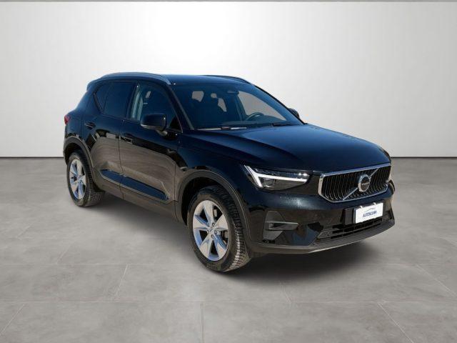 VOLVO XC40 B3 automatico Essential