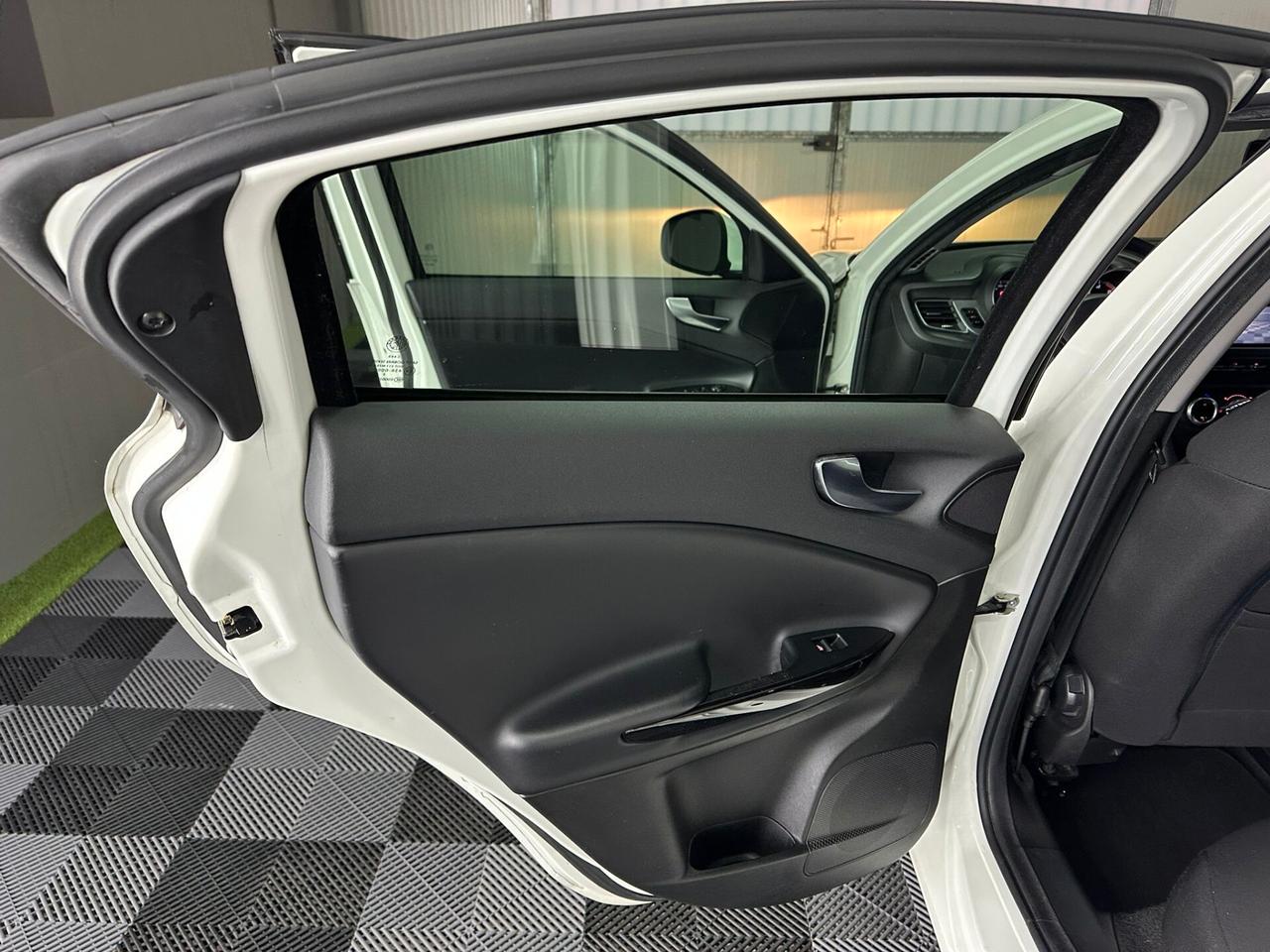 Alfa Romeo Giulietta 1.6 JTDm-2 105 CV Distinctive