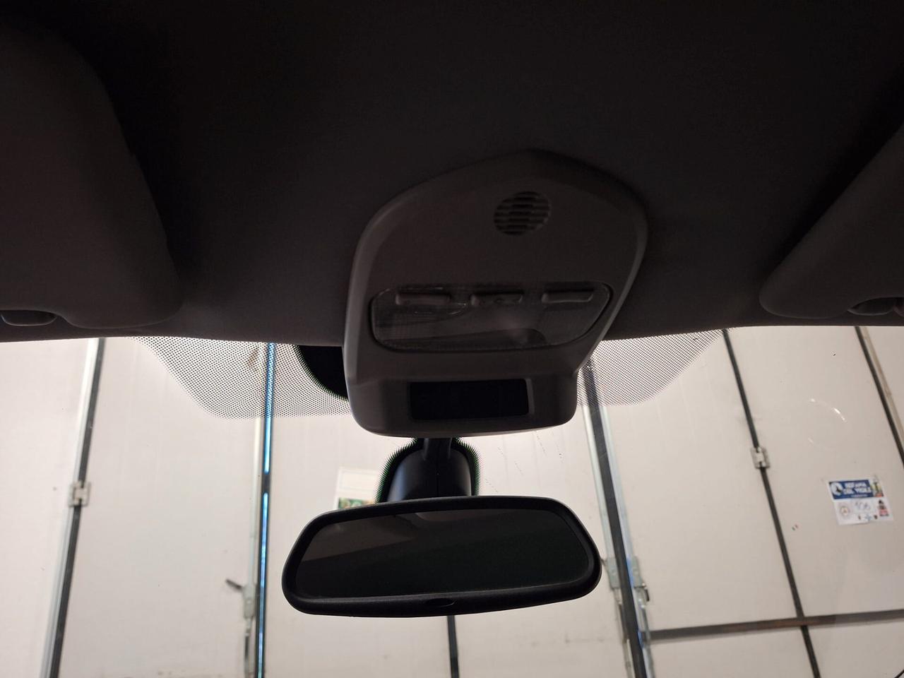 Peugeot 3008 1.6 e-HDi 112CV cambio robotizzato S.&S. Business