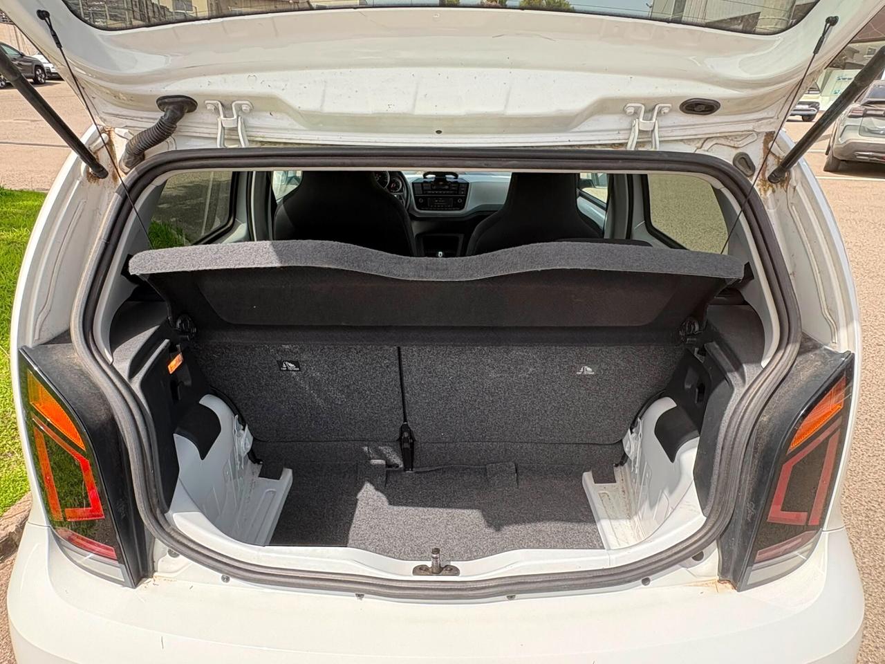 Volkswagen up! e-up! 82 CV