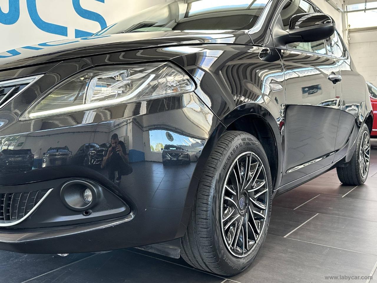 LANCIA Ypsilon 1.0 FireFly 5p.S&S Hybryd Gold