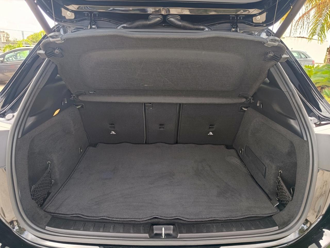 Mercedes-benz GLA 200 d Automatic 4Matic Premium AMG Line - 2020