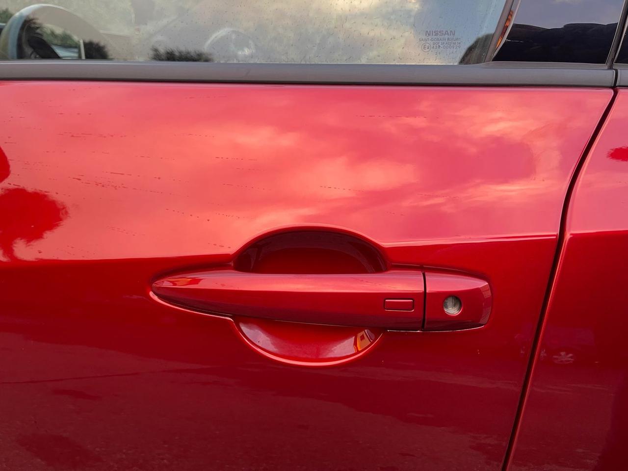 Nissan Juke N-Connecta 1.0 DIG-T 114 #7940