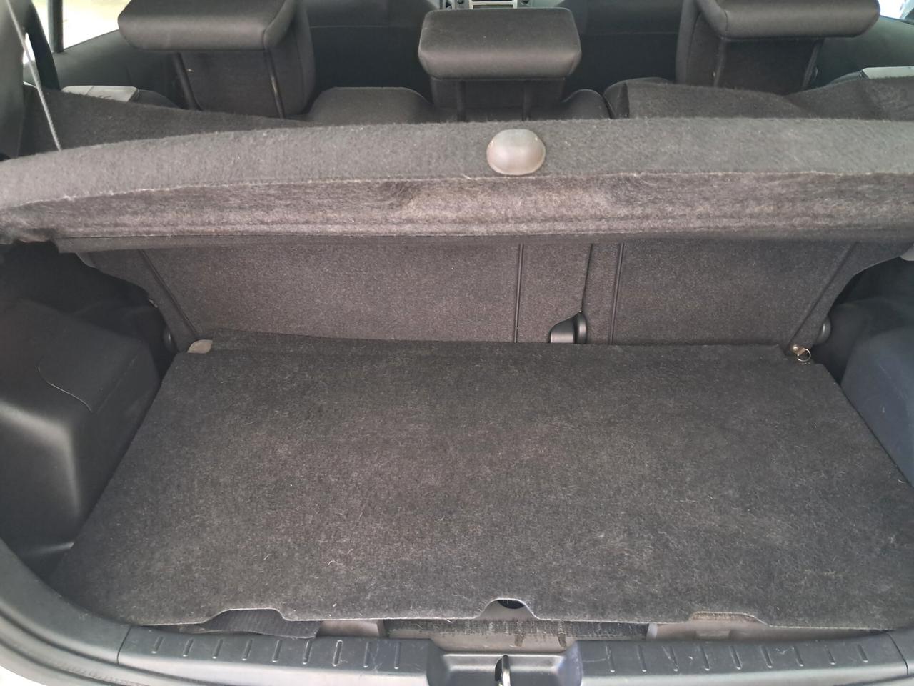 Toyota Yaris 1.0 5 porte Sol GPL
