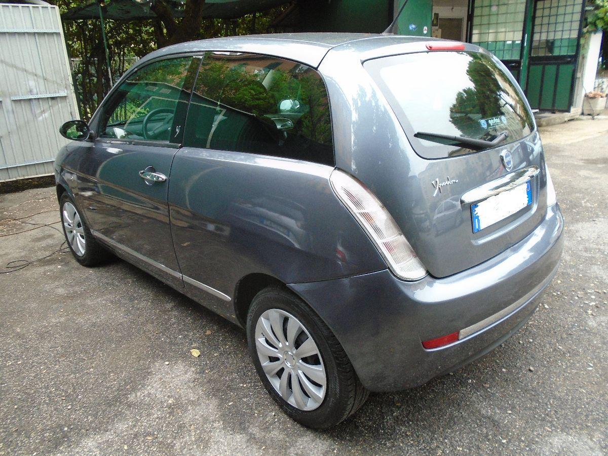Ypsilon' 09 Argento 61000 KM OK NEOP. UNIPRO