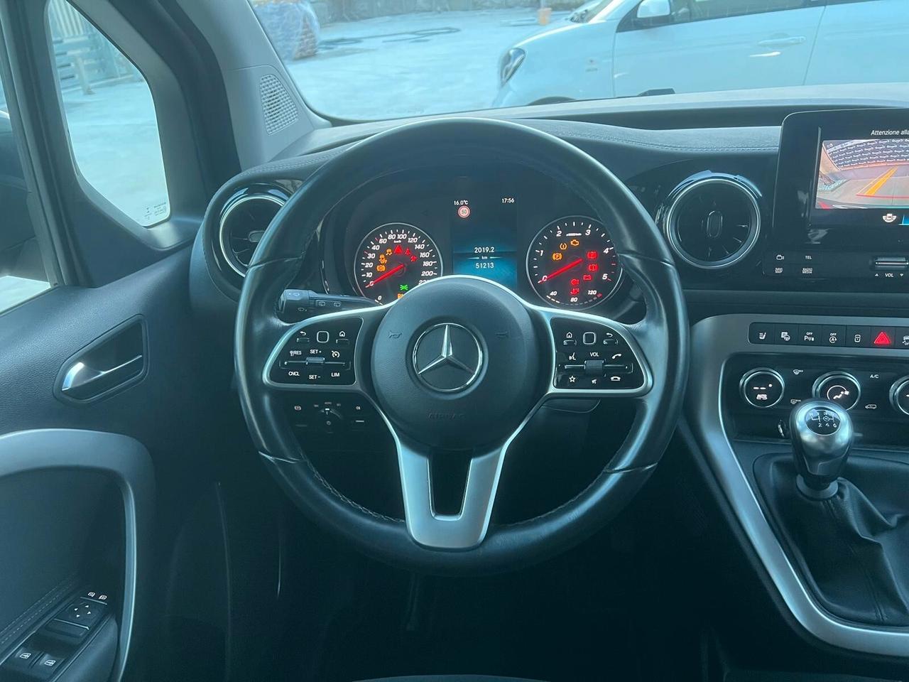 Mercedes-benz Classe T 180d Premium