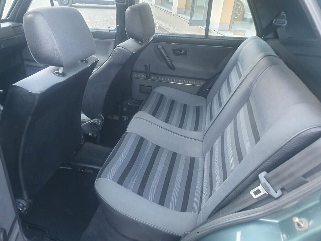 Volkswagen Golf GTI 1800 unico proprietario ASI targa oro