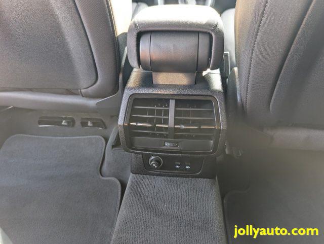 AUDI Q3 45 TFSI e S tronic Business Plug in Hybrid