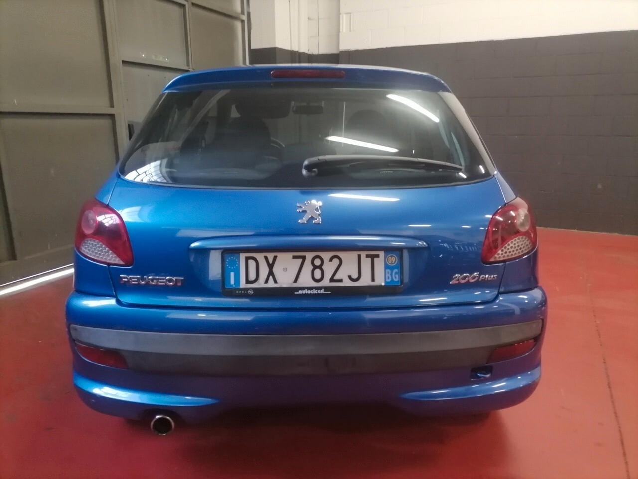 Peugeot 206 Plus 1.1 60CV 5p. ONE Line