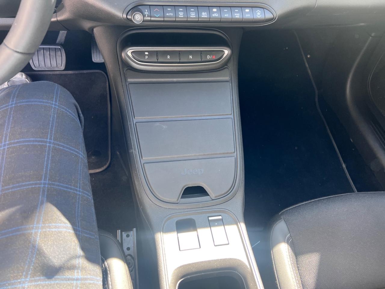 Jeep Avenger 1.2 Turbo 100 CV MHEV Summit