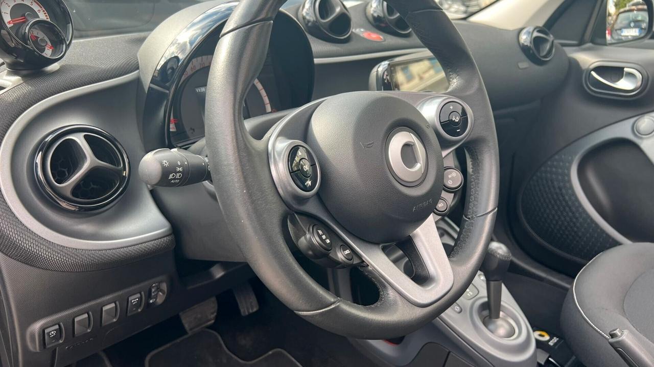 Smart ForFour 90 0.9 Turbo twinamic Superpassion Cabrio