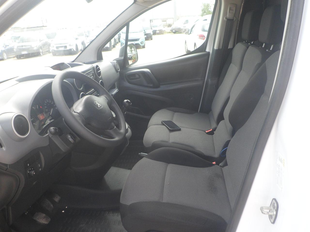 Peugeot Partner furgone 4x4 3 posti