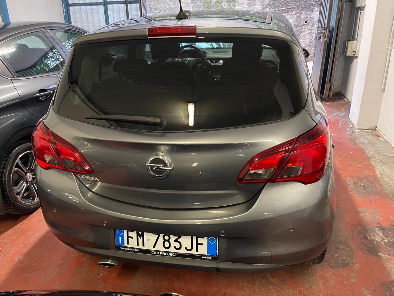 Opel Corsa 1.2 5 porte