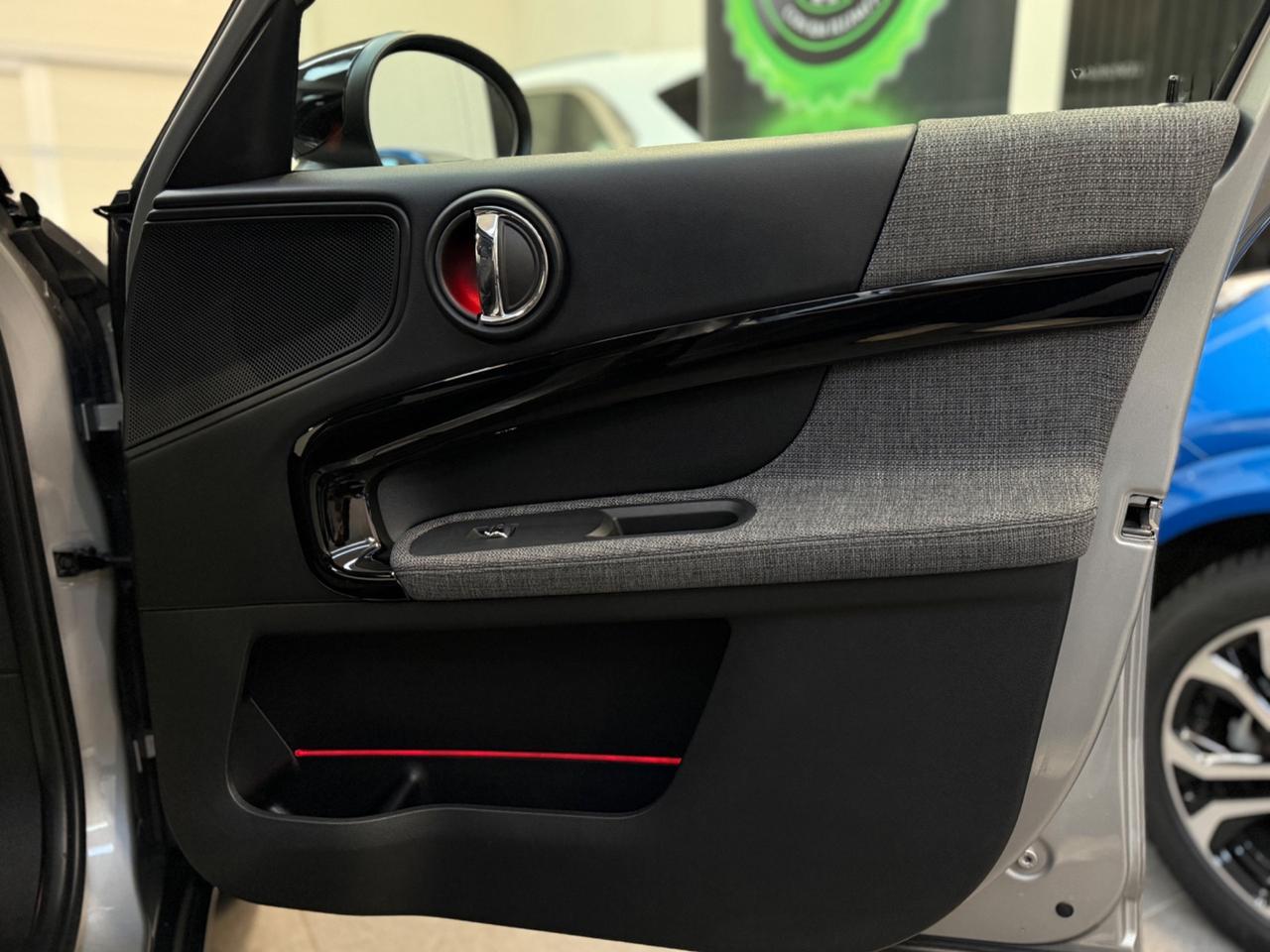 Mini Cooper Countryman 1.5 Untamed Edition