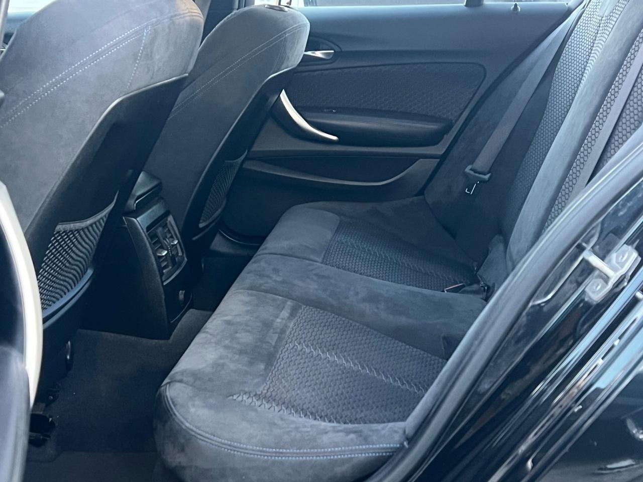 Bmw 116 116d 5p. Msport