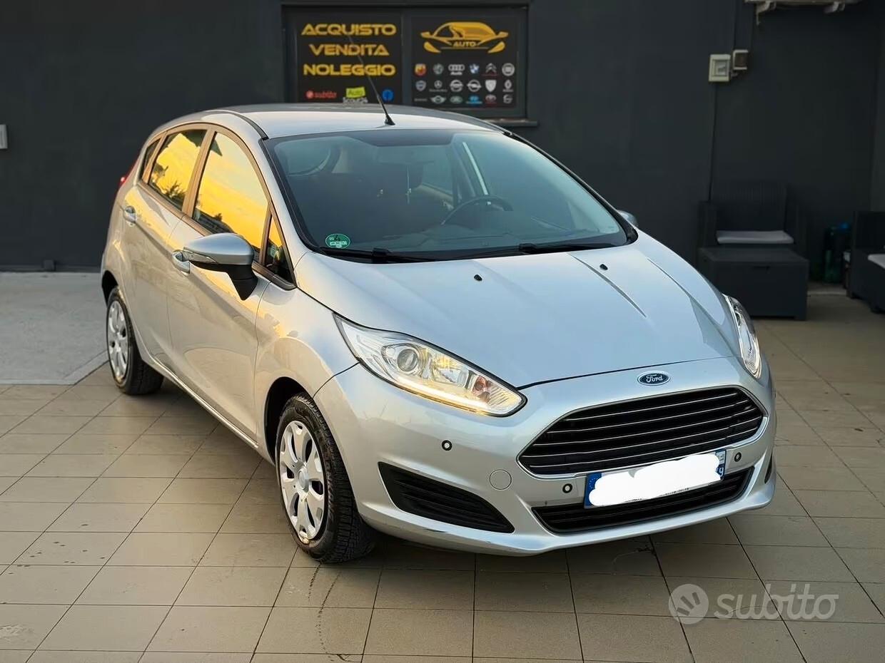 Ford Fiesta 1.5 TDCi 95CV 5 porte Black& White Edition