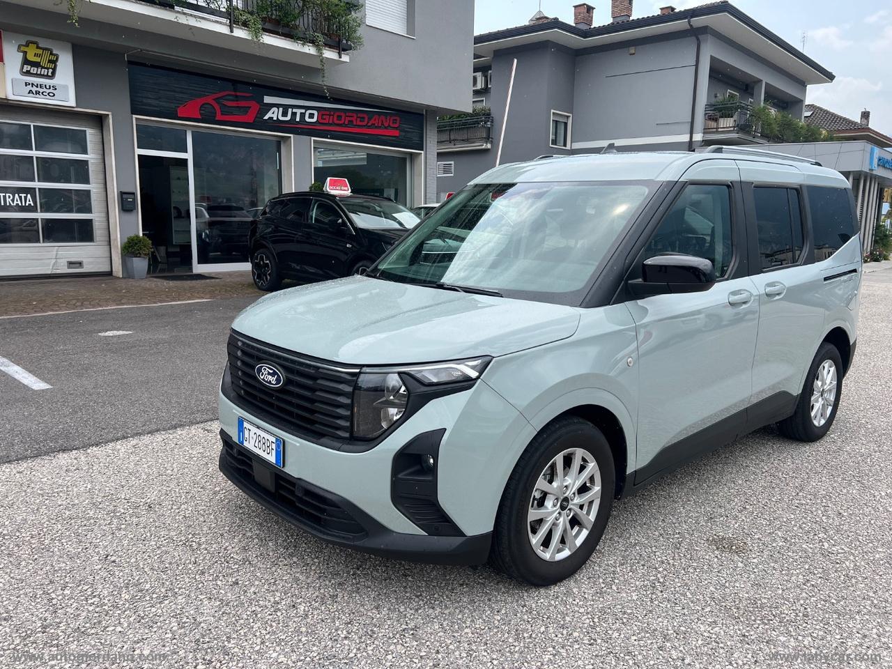 FORD Tourneo Courier 1.0 EcoBoost Pow. Tit.
