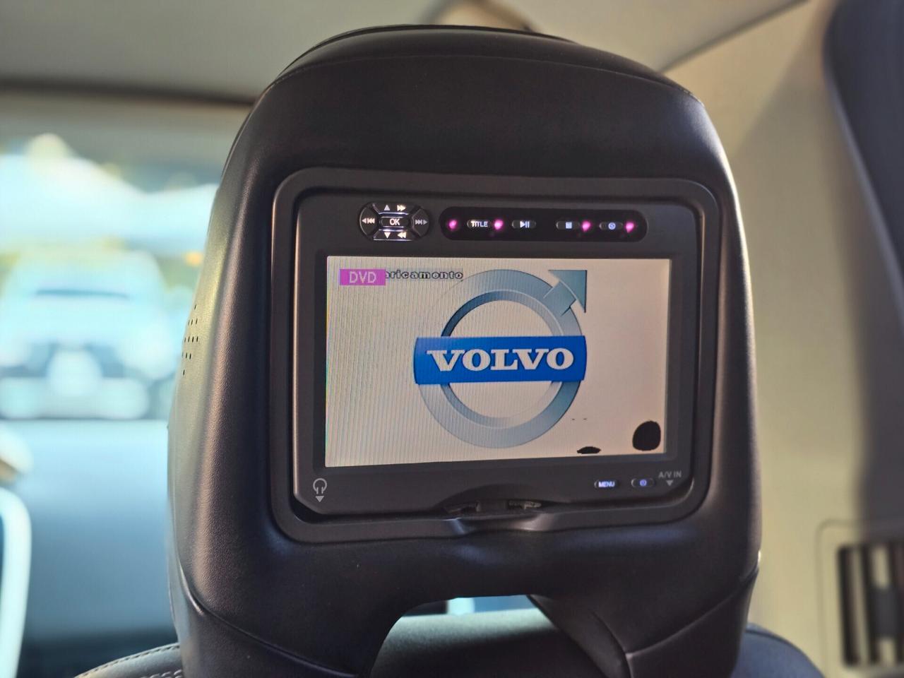 Volvo XC60 AWD 2.4/120KW/163CV /AUTOMATICO /SENSORI/PELLE/RSE